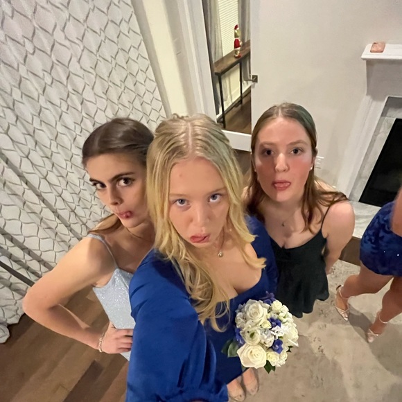 chloe_2406